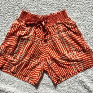 Signature Studio contemporary style womans orange shorts S